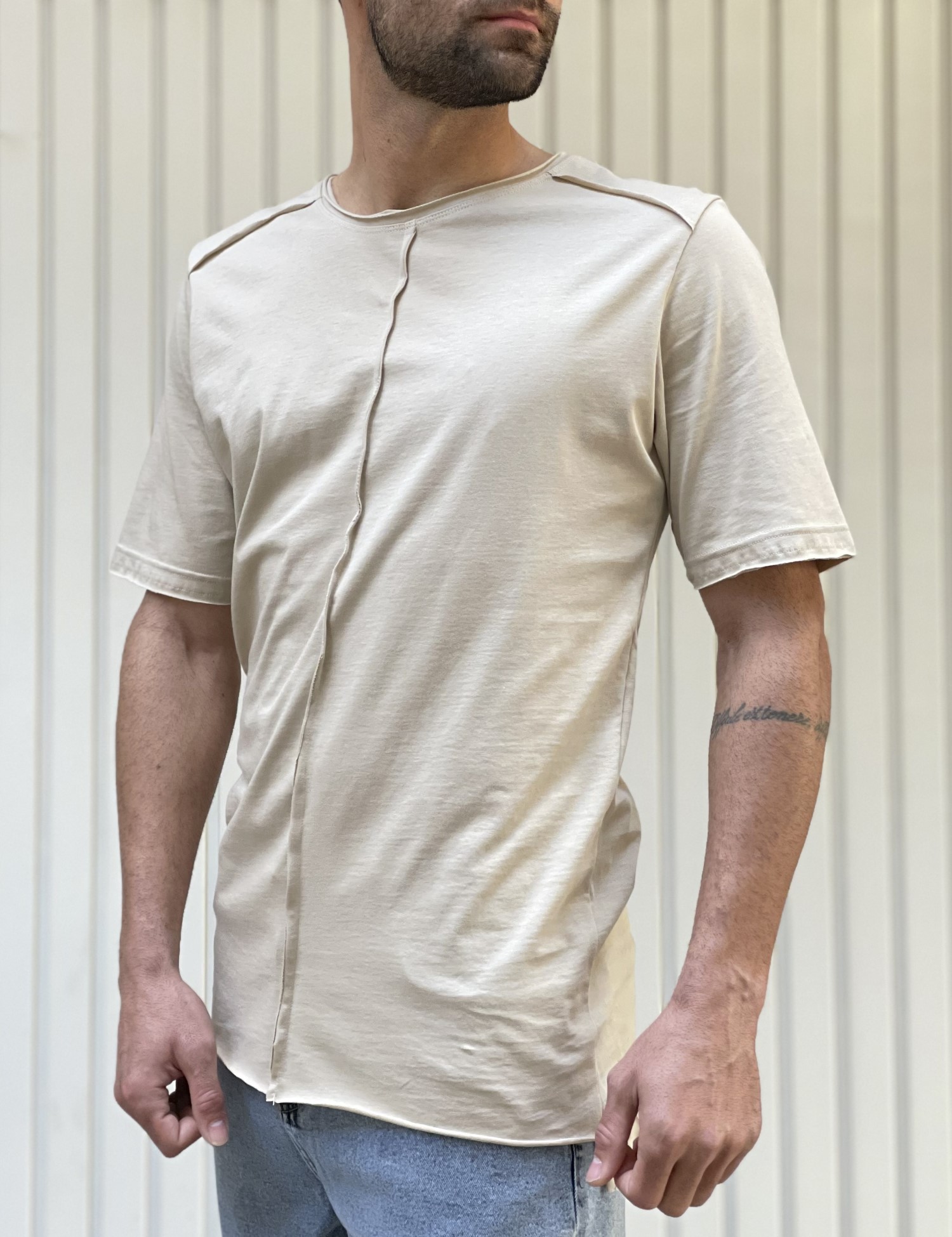 NDC ανδρικό μπεζ ασύμμετρο T-shirt με ραφή 232917B φωτογραφία